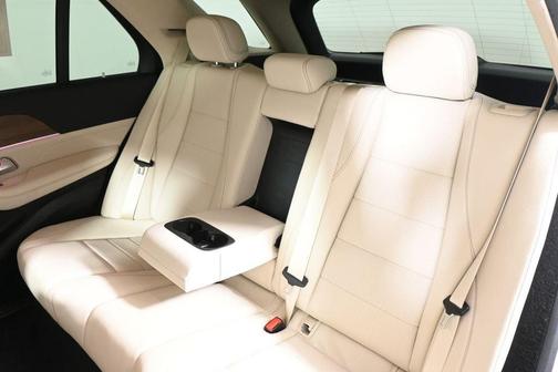 White 2025 Mercedes-Benz GLE 450e 4MATIC