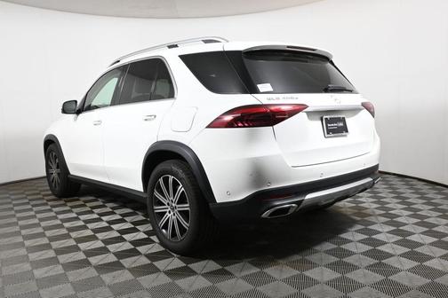 White 2025 Mercedes-Benz GLE 450e 4MATIC