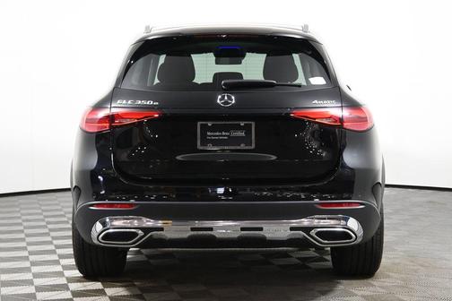 2025 Mercedes-Benz GLC 350e Base 4MATIC