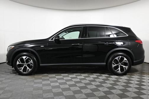 2025 Mercedes-Benz GLC 350e Base 4MATIC