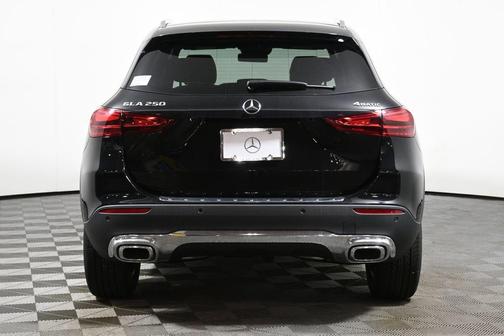 2025 Mercedes-Benz GLA 250 Base 4MATIC