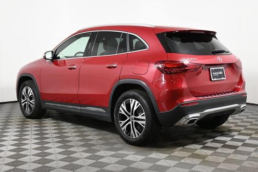 2025 Mercedes-Benz GLA 250 Base 4MATIC
