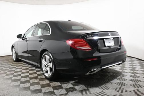 2018 Mercedes-Benz E-Class E 300