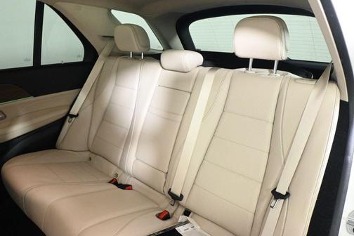 Polar White 2022 Mercedes-Benz GLE 350 Base 4MATIC