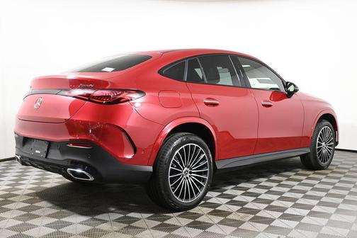 2025 Mercedes-Benz GLC 300 4MATIC Coupe
