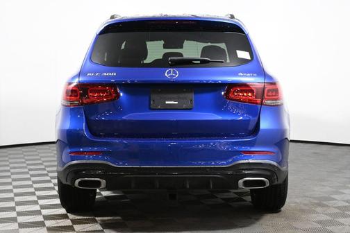 2022 Mercedes-Benz GLC 300 Base 4MATIC