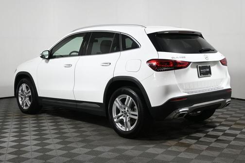 2021 Mercedes-Benz GLA 250 Base 4MATIC