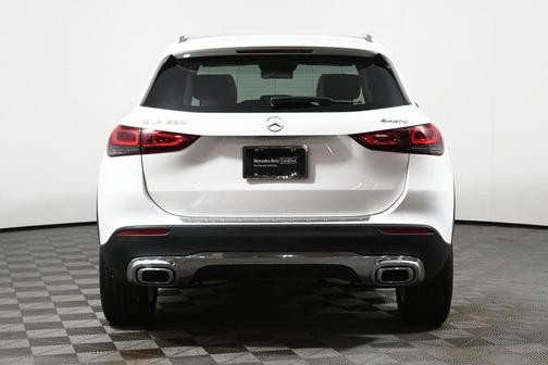 2021 Mercedes-Benz GLA 250 Base 4MATIC