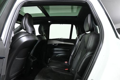 2019 Volvo XC90 T5 R-Design