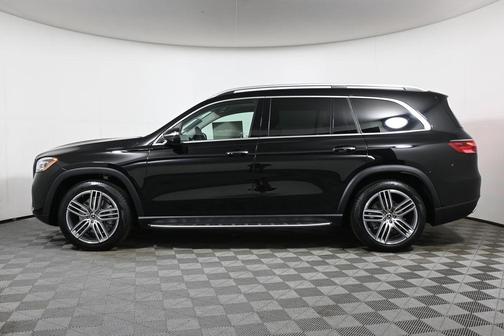 2026 Mercedes-Benz GLS 450 4MATIC