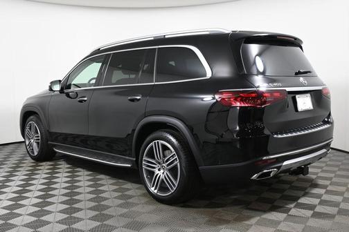 2026 Mercedes-Benz GLS 450 4MATIC