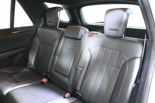 Diamond Silver Metallic 2018 Mercedes-Benz GLE 350 Base 4MATIC