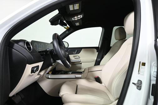 2025 Mercedes-Benz GLB 250 Base 4MATIC