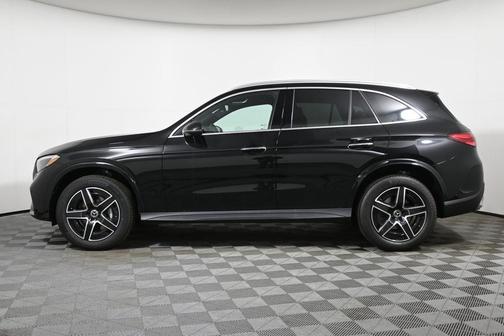 2026 Mercedes-Benz GLC 300 Base 4MATIC