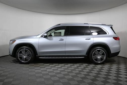 2026 Mercedes-Benz GLS 450 4MATIC