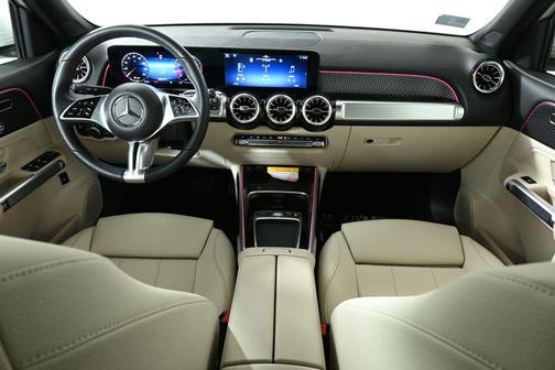 2025 Mercedes-Benz GLB 250 Base 4MATIC