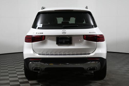 2025 Mercedes-Benz GLB 250 Base 4MATIC
