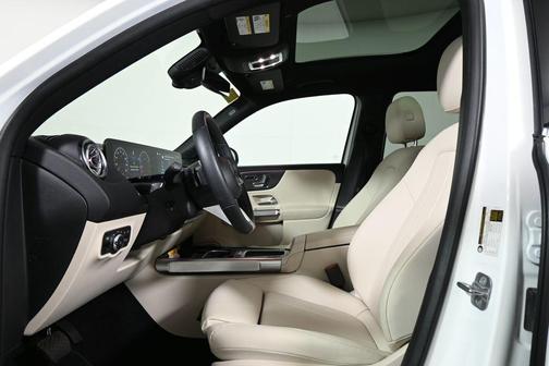 2025 Mercedes-Benz GLB 250 Base 4MATIC