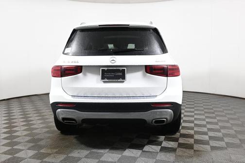 2026 Mercedes-Benz GLB 250 Base 4MATIC