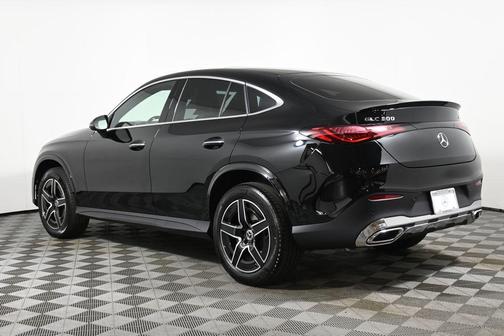 2025 Mercedes-Benz GLC 300 4MATIC Coupe