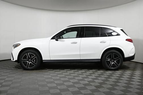 2025 Mercedes-Benz GLC 300 Base 4MATIC