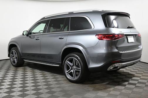 2025 Mercedes-Benz GLS 450 4MATIC