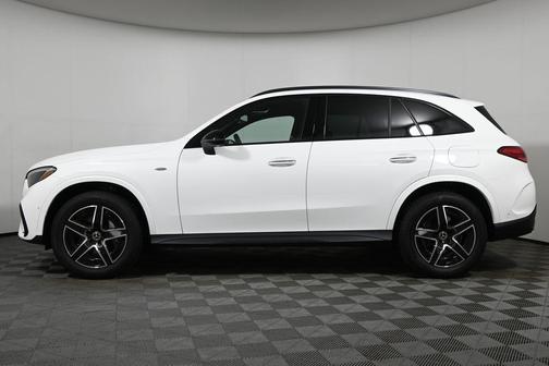 2025 Mercedes-Benz GLC 350e Base 4MATIC