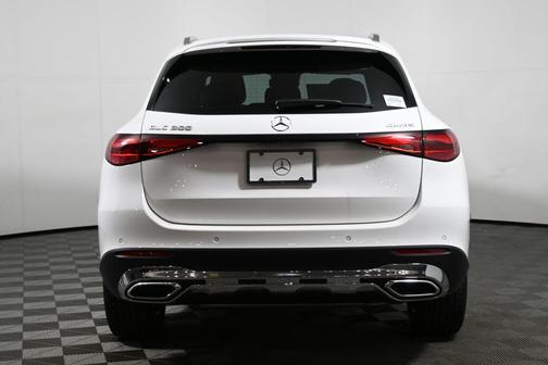 2026 Mercedes-Benz GLC 300 Base 4MATIC