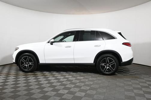 Polar White 2026 Mercedes-Benz GLC 300 Base 4MATIC