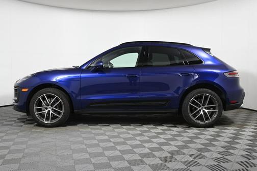 2022 Porsche Macan Base