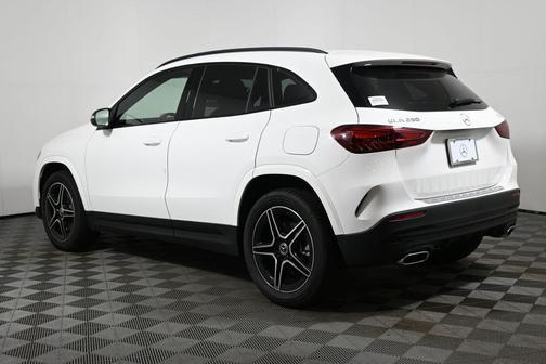 2026 Mercedes-Benz GLA 250 Base 4MATIC