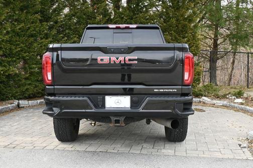 2023 GMC Sierra 2500 Denali