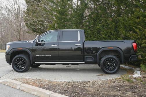 2023 GMC Sierra 2500 Denali