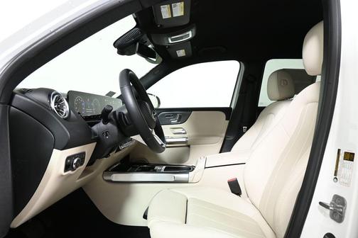2025 Mercedes-Benz GLB 250 Base 4MATIC