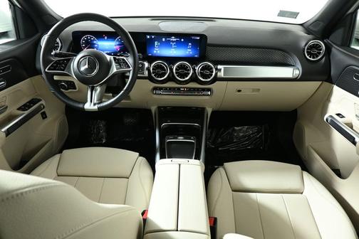 2025 Mercedes-Benz GLB 250 Base 4MATIC