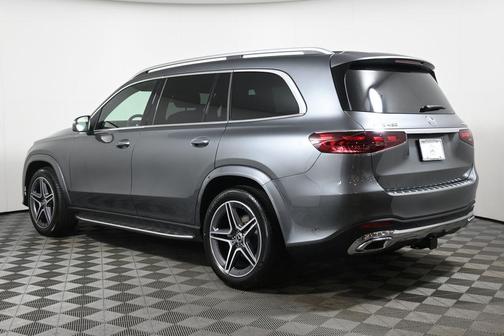 2025 Mercedes-Benz GLS 450 4MATIC