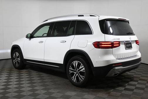 2026 Mercedes-Benz GLB 250 Base 4MATIC