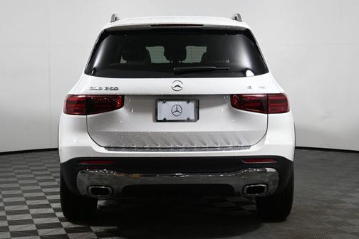 2026 Mercedes-Benz GLB 250 Base 4MATIC