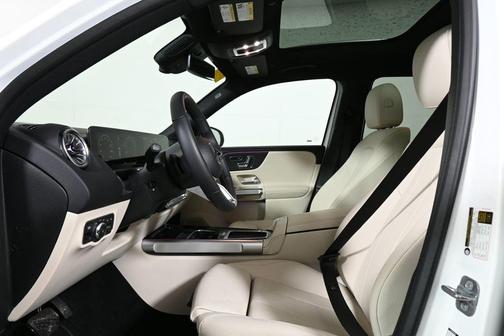 2026 Mercedes-Benz GLB 250 Base 4MATIC