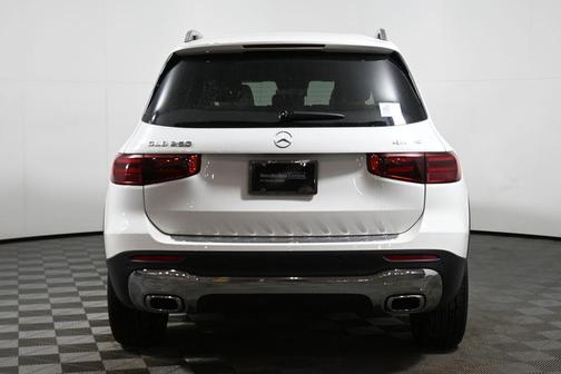 2026 Mercedes-Benz GLB 250 Base 4MATIC