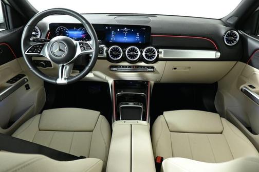 2026 Mercedes-Benz GLB 250 Base 4MATIC