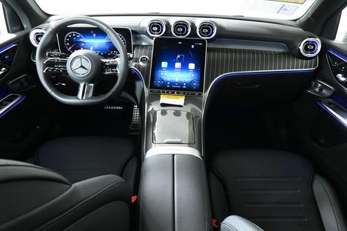 2026 Mercedes-Benz GLC 350e 