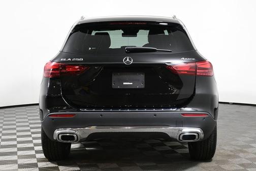 2025 Mercedes-Benz GLA 250 Base 4MATIC