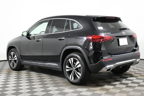 2025 Mercedes-Benz GLA 250 Base 4MATIC