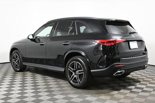 2025 Mercedes-Benz GLC 300 Base 4MATIC