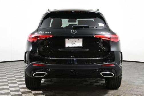 2025 Mercedes-Benz GLC 300 Base 4MATIC