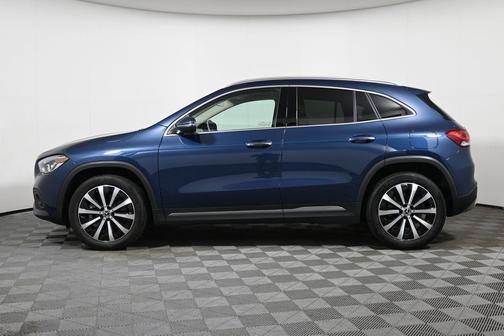 2022 Mercedes-Benz GLA 250 Base 4MATIC