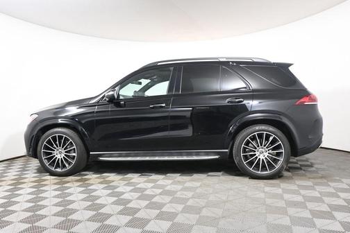 Black 2021 Mercedes-Benz GLE 450 4MATIC
