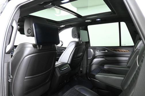 2023 Cadillac Escalade Sport Platinum