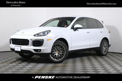 Carrara White 2018 Porsche Cayenne Cayenne